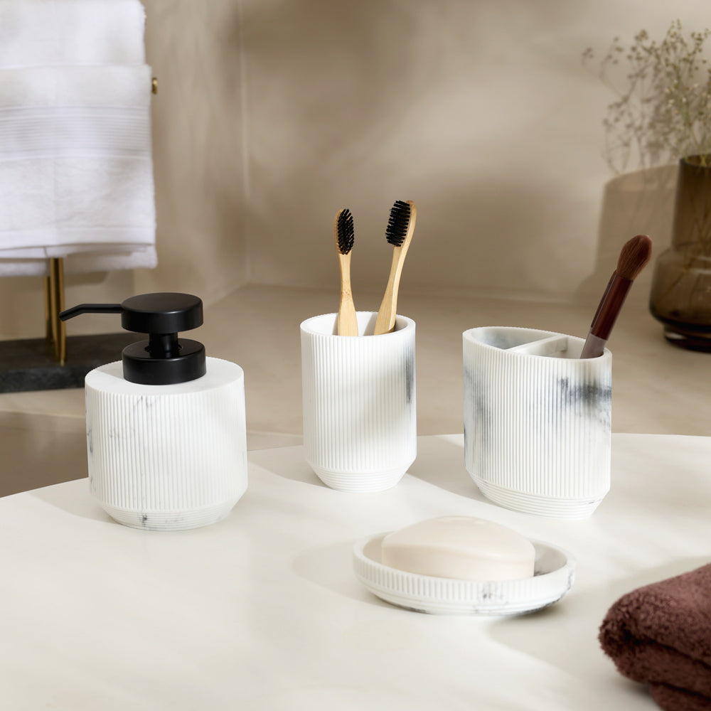 Klar 4-piece Bathroom Set - Marbled White