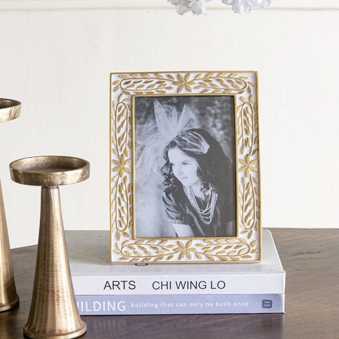 Laurel Photo Frame Large - Gold White