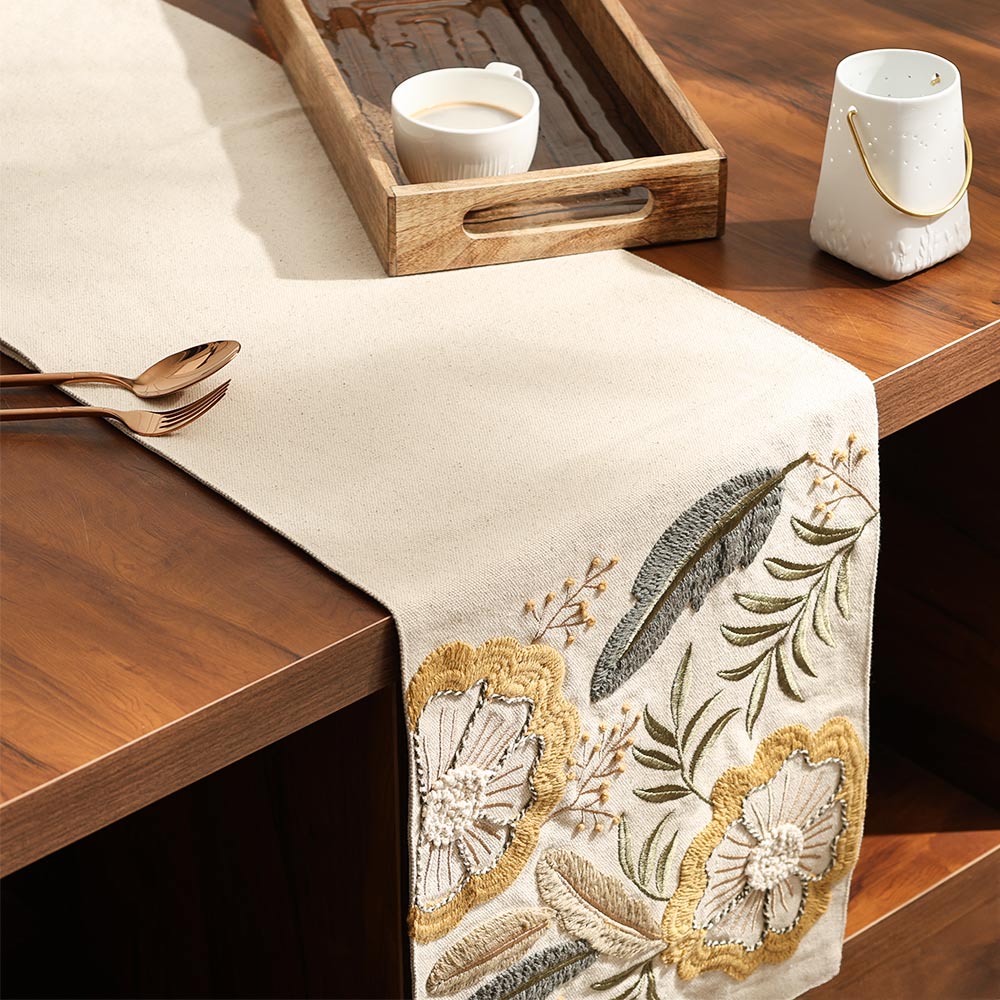 Leafy Embroidered Table Runner - Multicolor