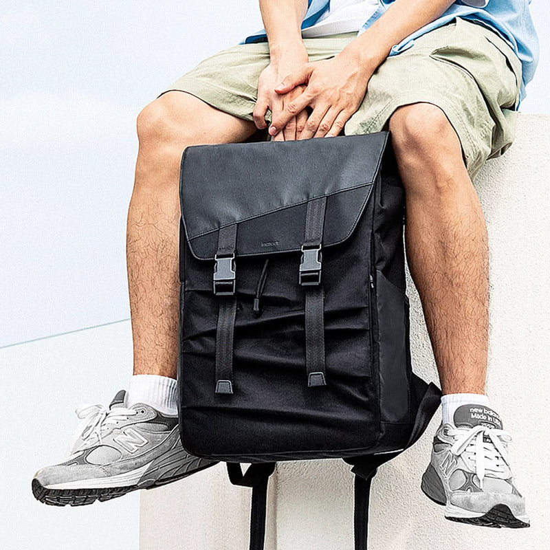 Leisure Travel Backpack 20L - Black