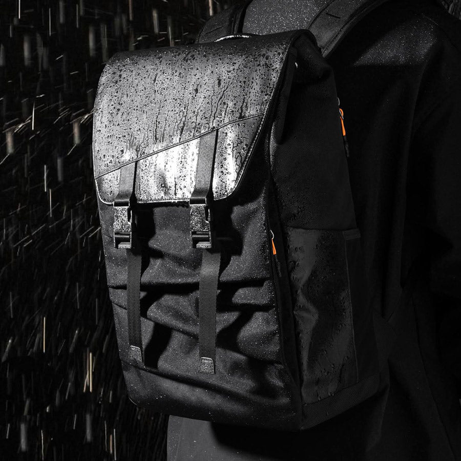 Leisure Travel Backpack 20L - Black