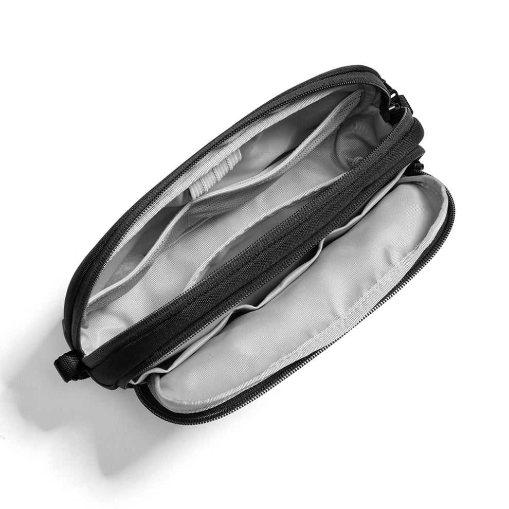 Light T12 Accessory Pouch Medium - Black