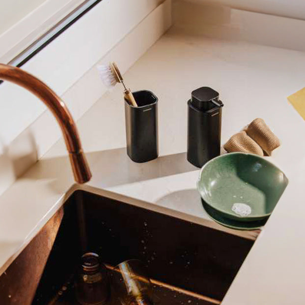 Line Toothbrush Tumbler - Matte Black