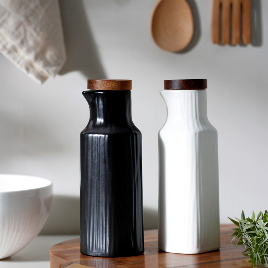 Lines Ceramic Oil Bottle - White