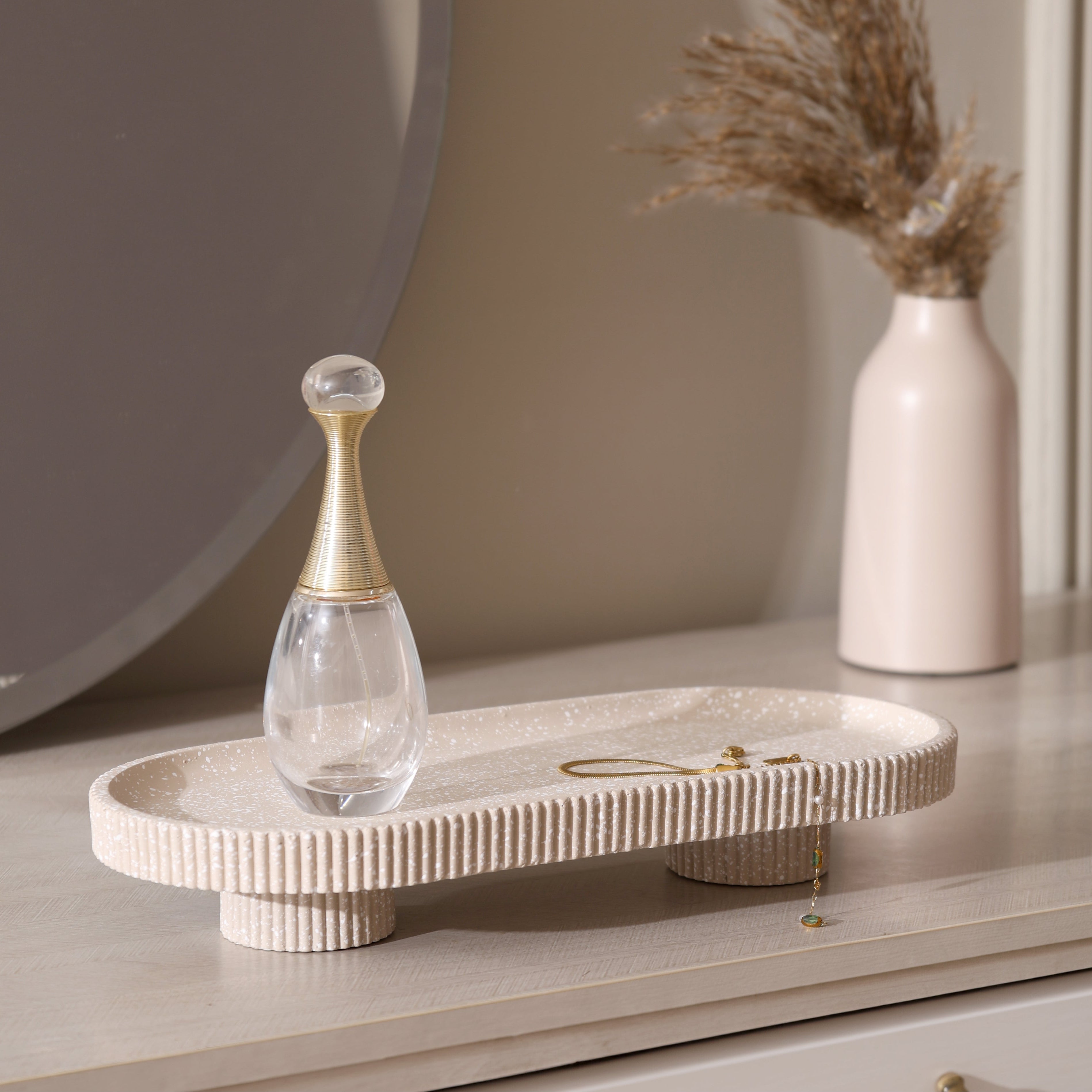 Lines Oval Elevated Tray Medium - Speckled Taupe