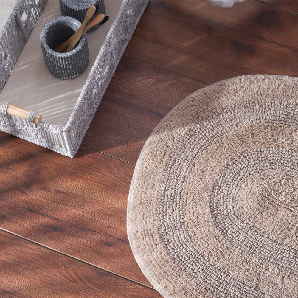 Mari Oval Loop-Tufted Bathmat - Beige