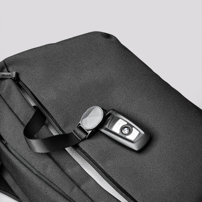 Metro Backpack Pro 24L - Axoflux Black