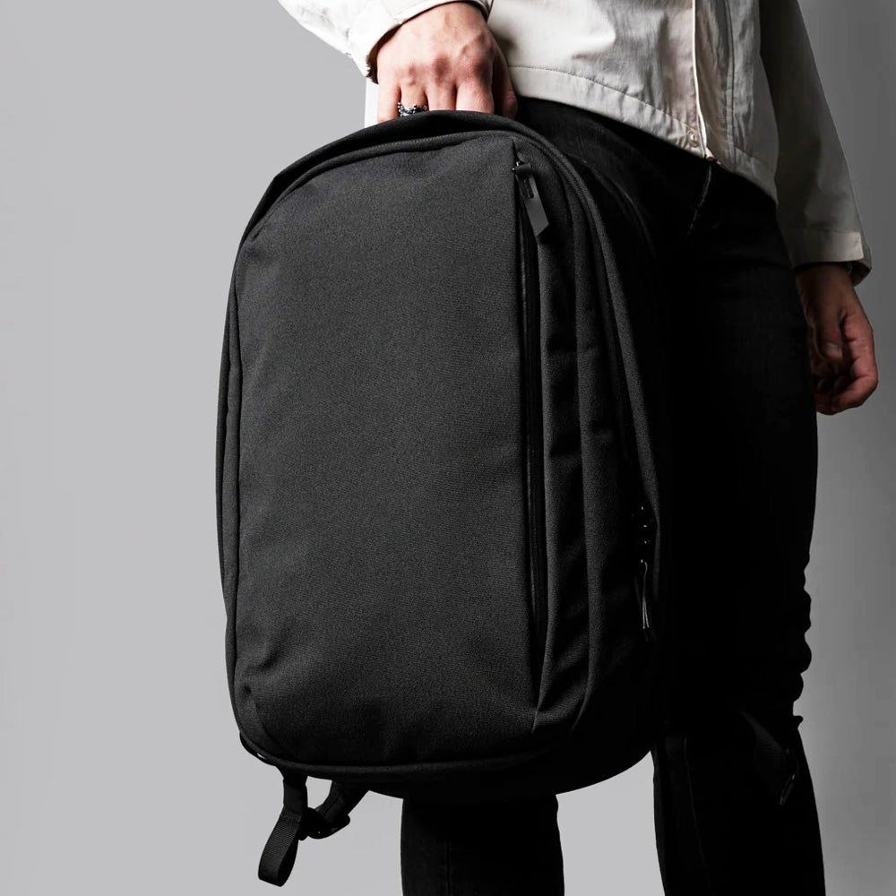 Metro Backpack Pro 24L - Axoflux Black
