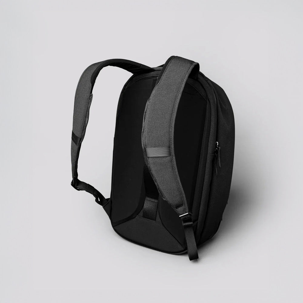Metro Backpack Pro 24L - Axoflux Black