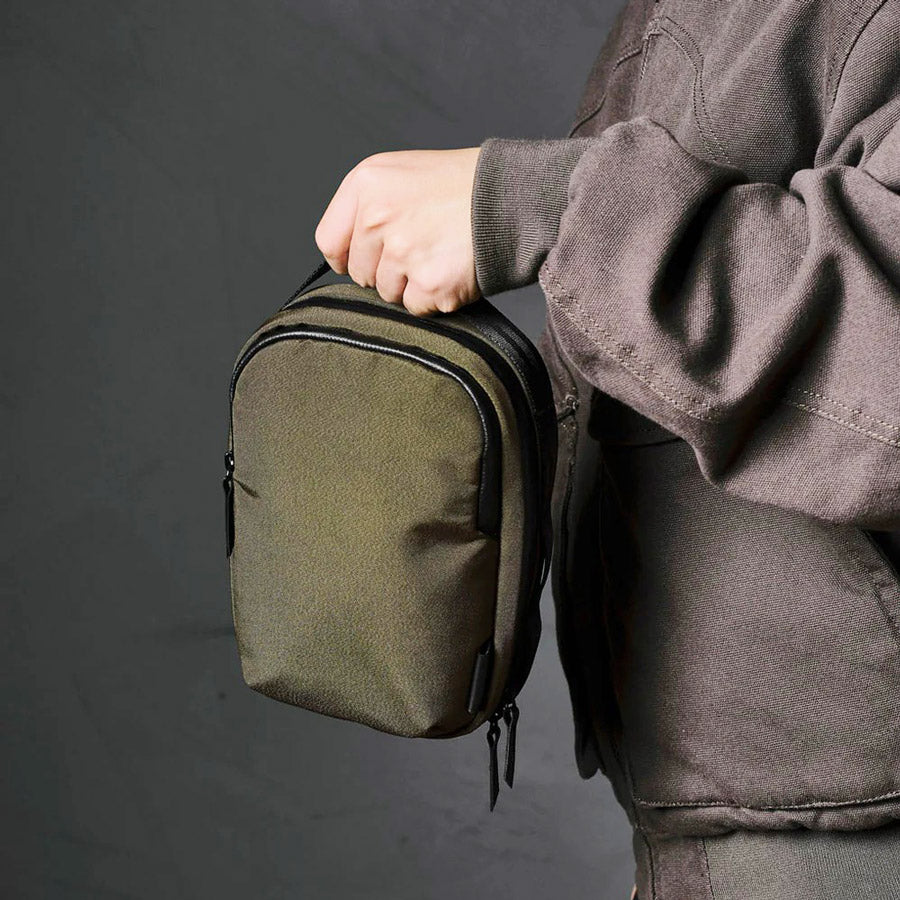 Metro Sling Bag V2 - Axoflux Army Green