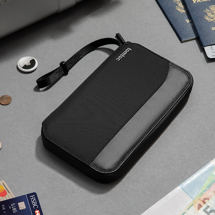 Navigator Passport Holder - Black