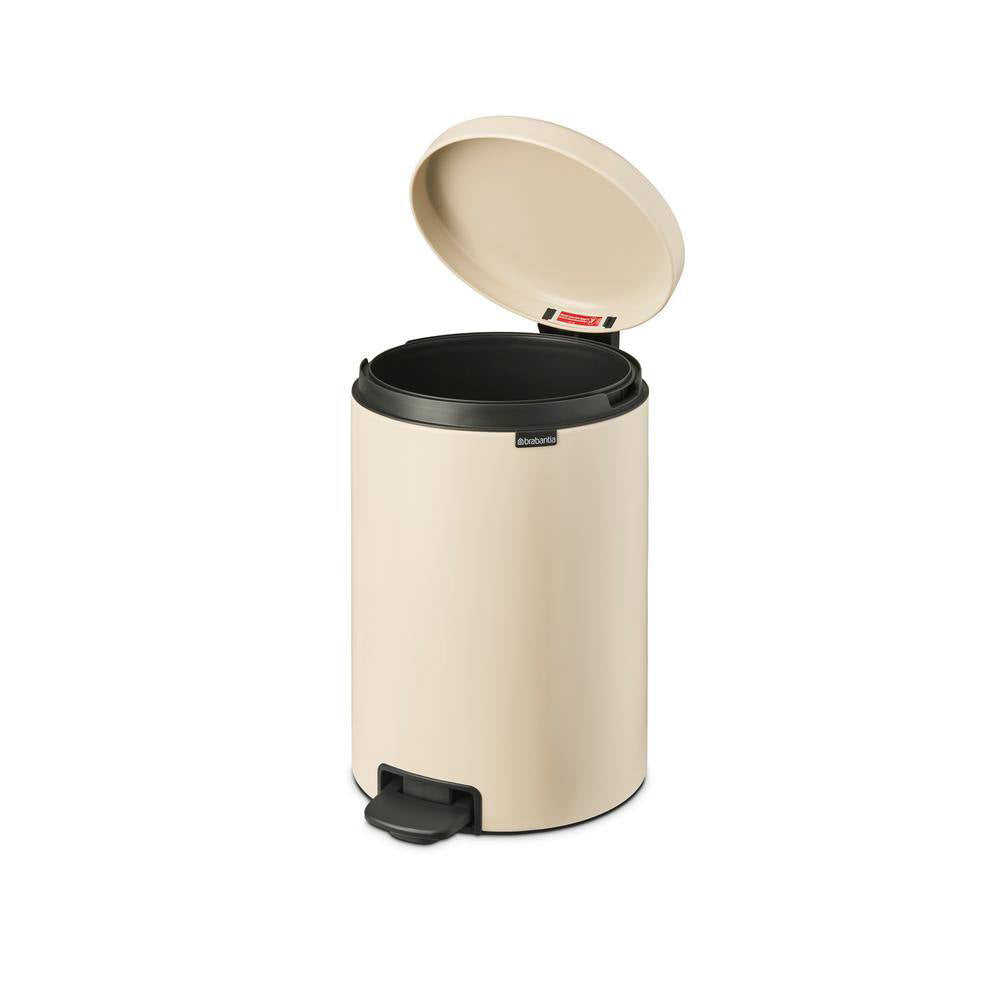 NewIcon Pedal Bin 20L - Soft Beige