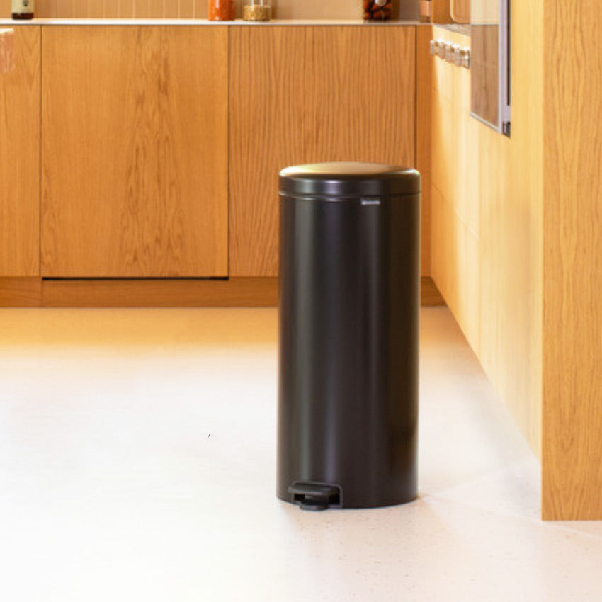 NewIcon Pedal Bin 30L - Confident Grey