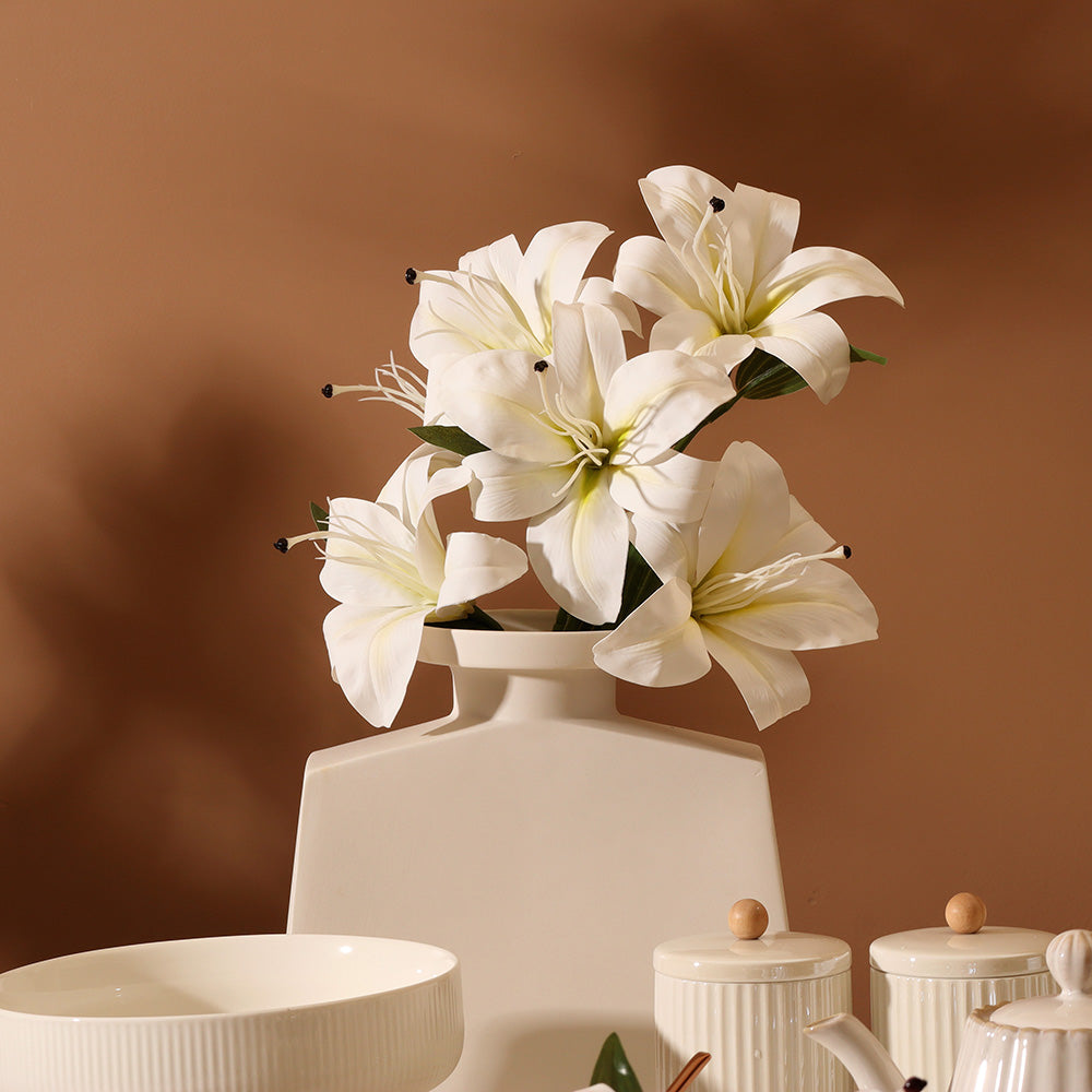 Oriental Lily Faux Bunch - White