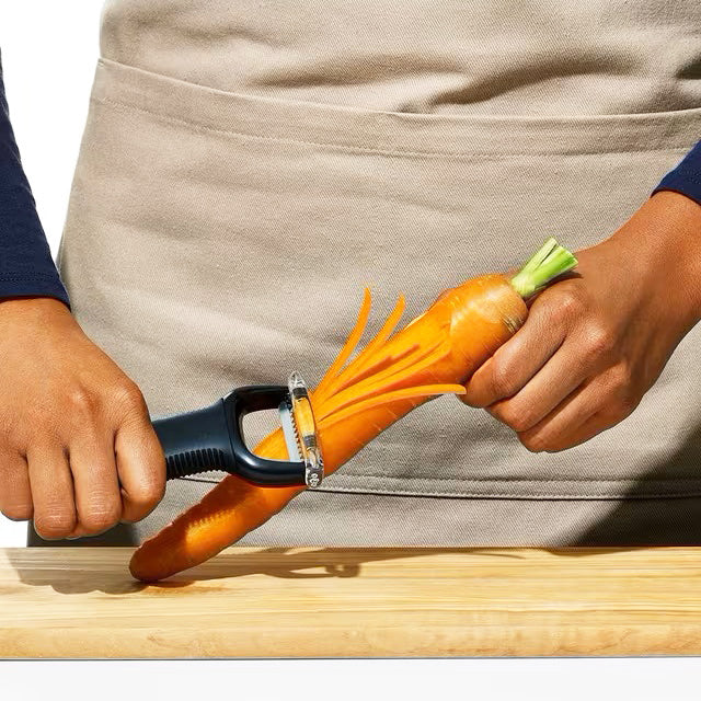 OXO Good Grips Julienne Peeler Black_2