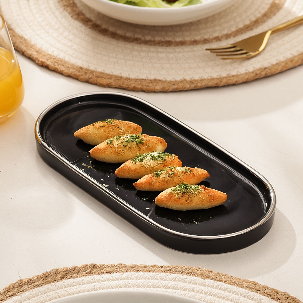 Onyx Oval Serving Platter Medium - Black