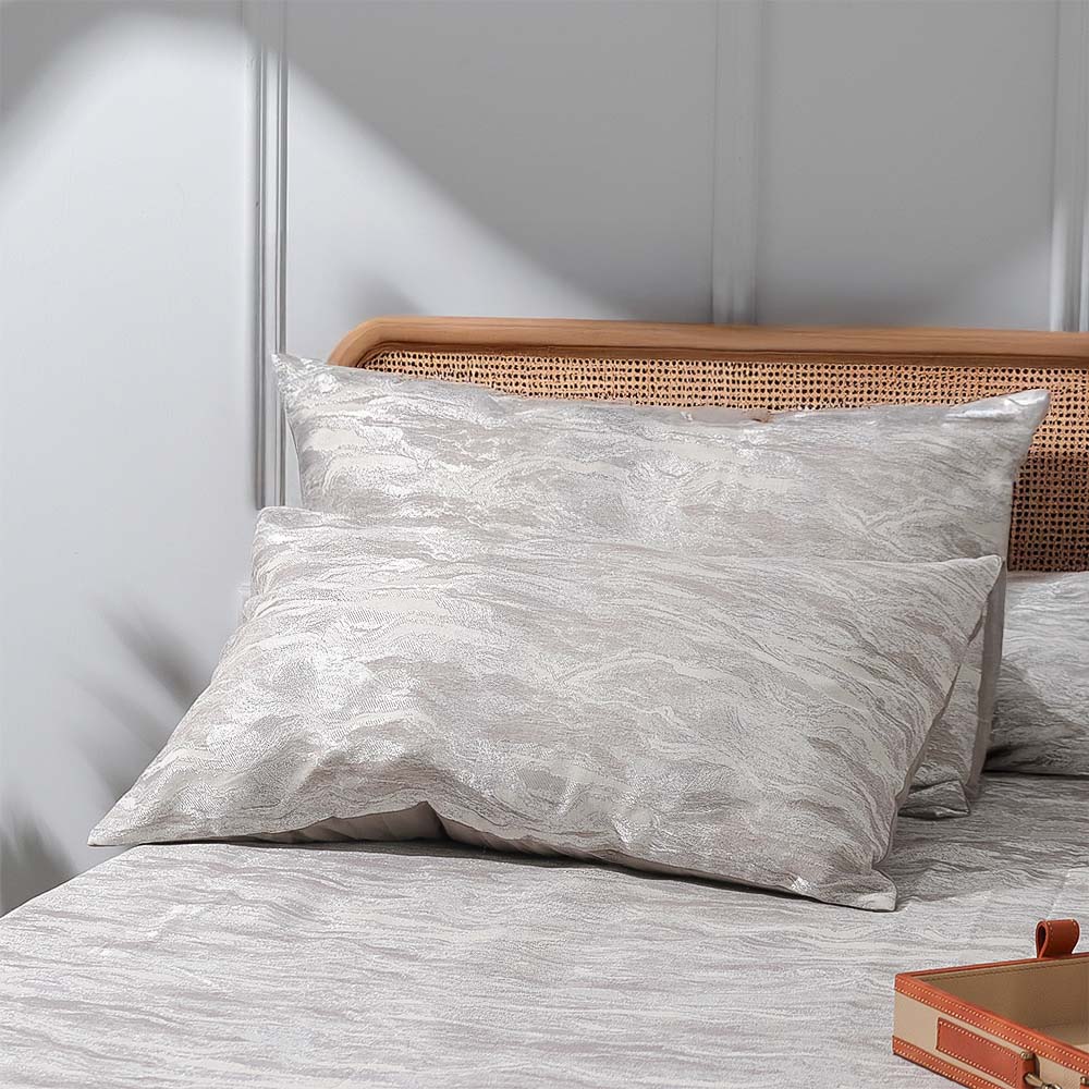 Pacific Duvet Cover and Pillow Shams Set Grey