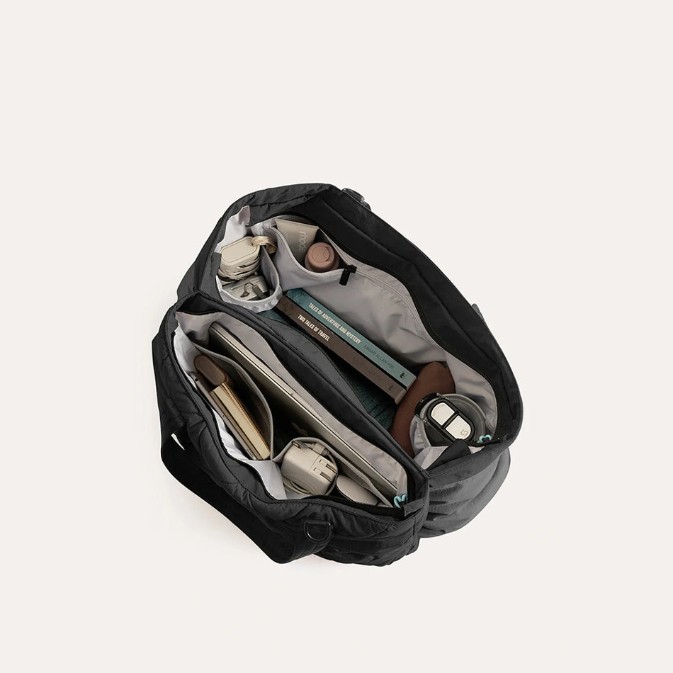 Paz Commute Tote Bag 23L - Black