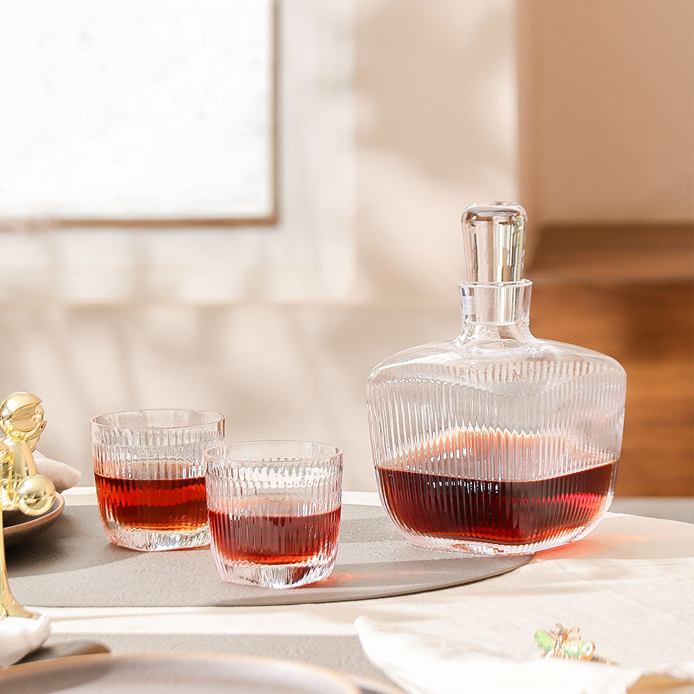 Perfect Serve Gentleman Whiskey Decanter & Glasses Set