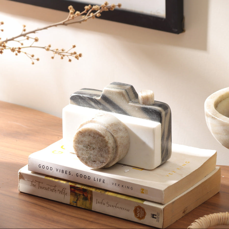 Retro Camera Marble Sculpture - Monochrome