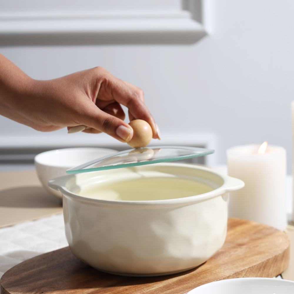 Roja Ceramic Serving Pot with Glass Lid - Ivory