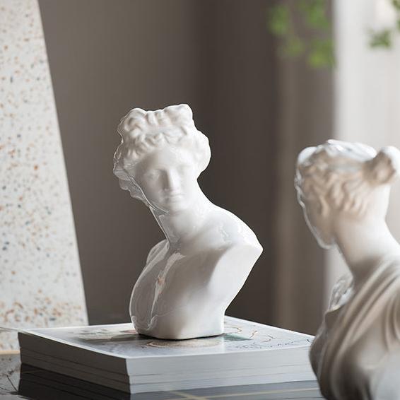 Roman Bust Sculpture Medium - White