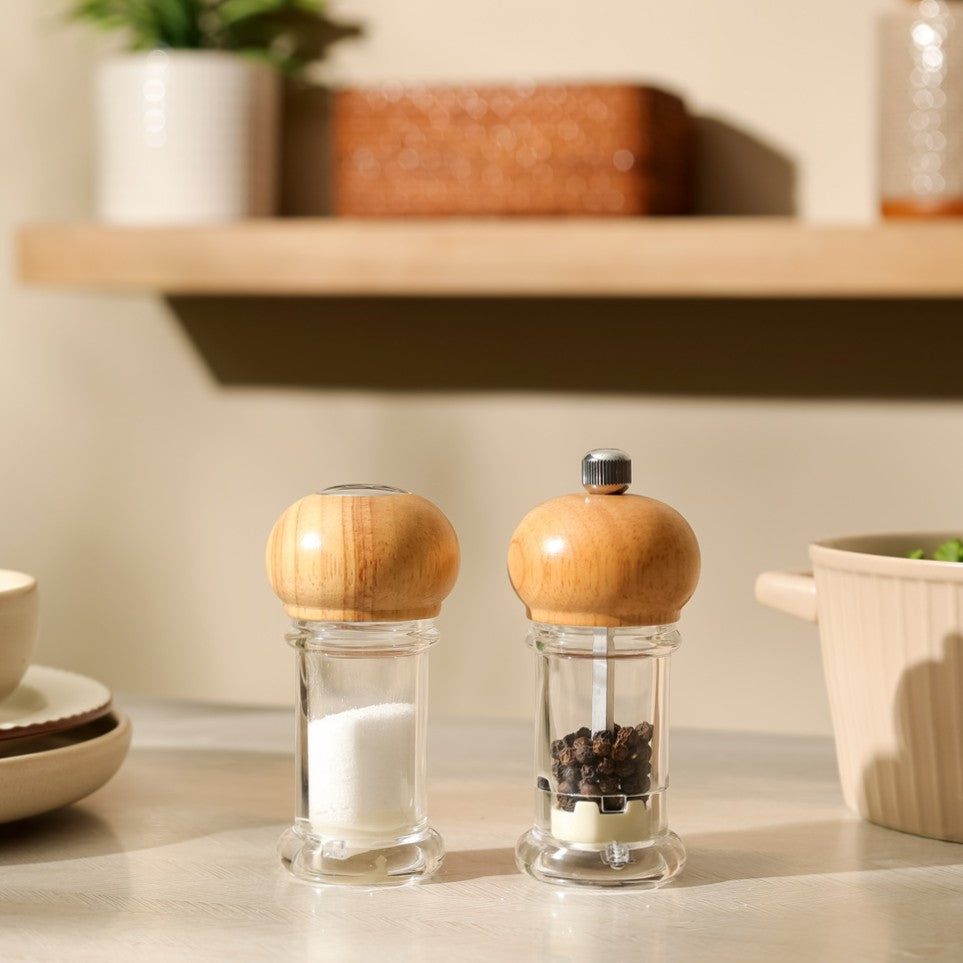 Salt Shaker and Pepper Mill Set