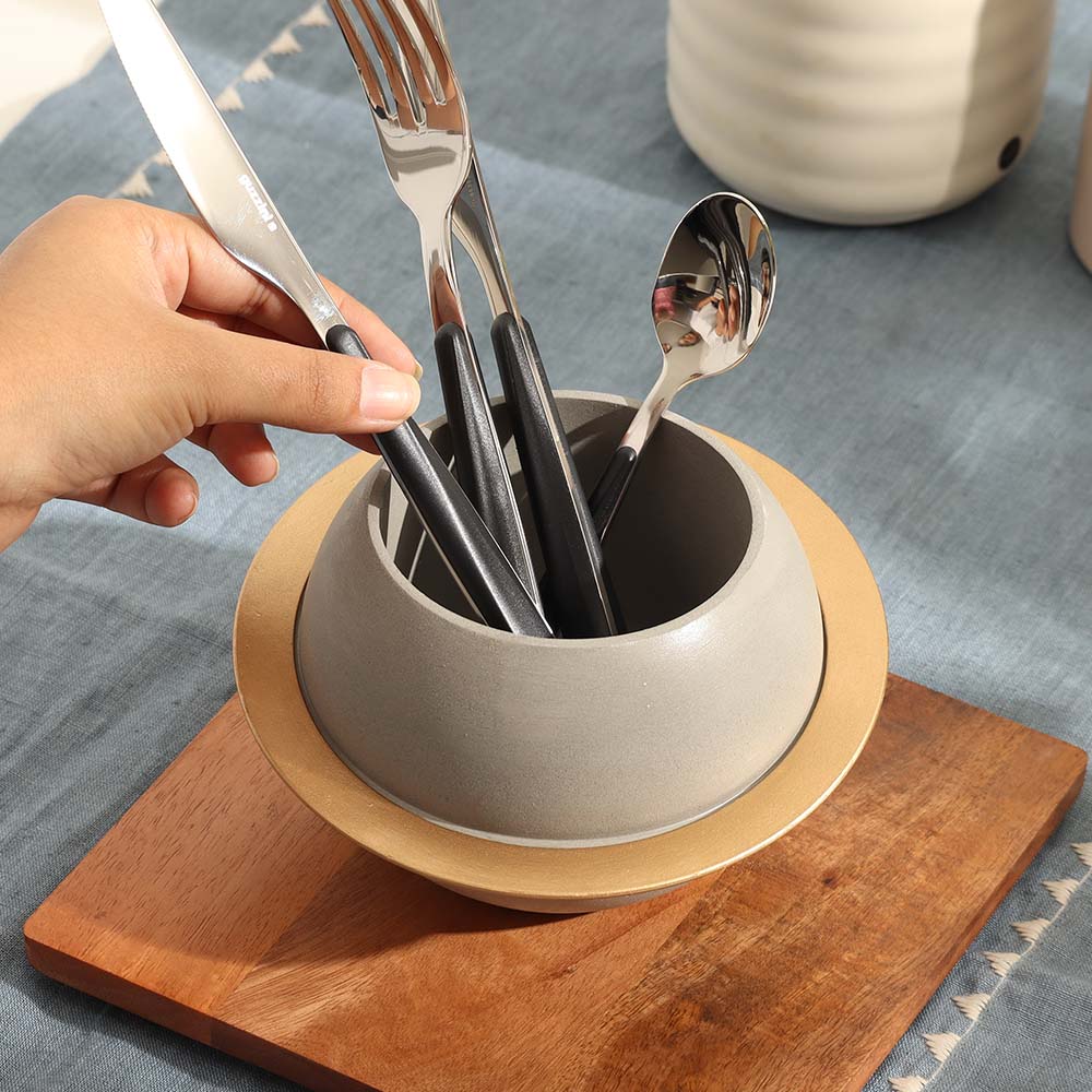 Saturn Multi-purpose Holder - Concrete