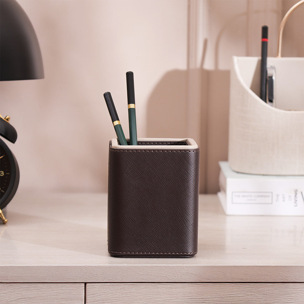 Scribe Pen Holder - Walnut