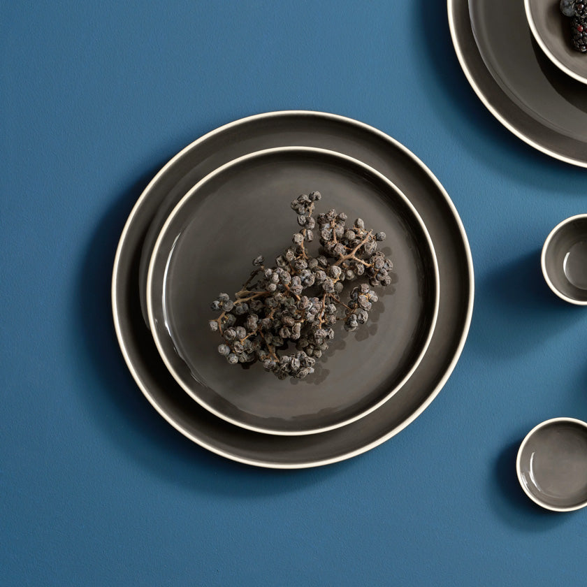 Semana Quarter Plate - Caviar