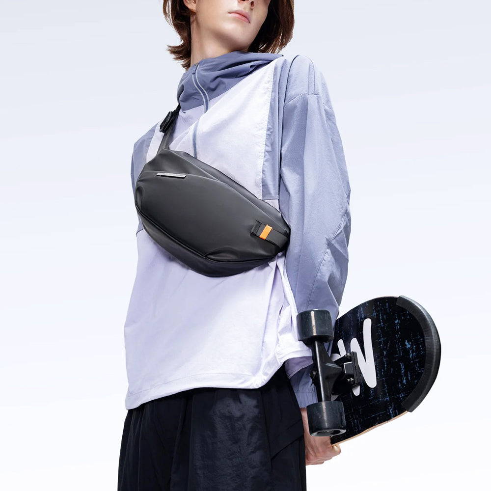 Lightweight Sling Bag - Black