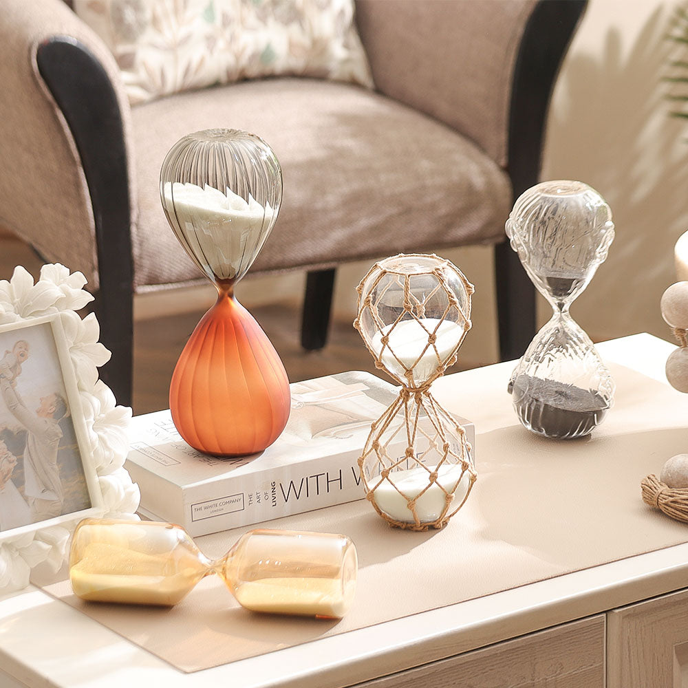 Verona Engraved Hourglass Medium - Black