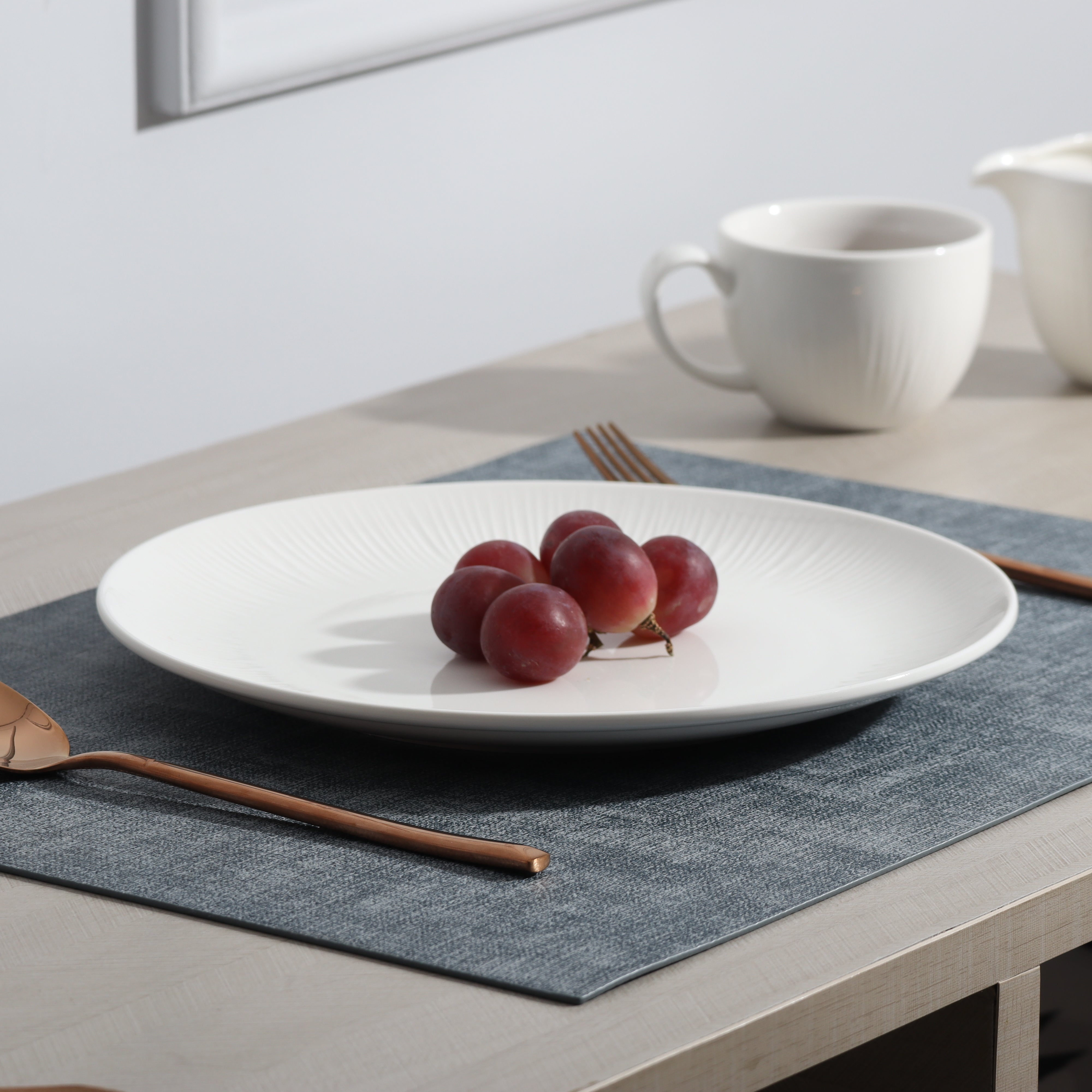 Talia Dinner Plate - Ivory