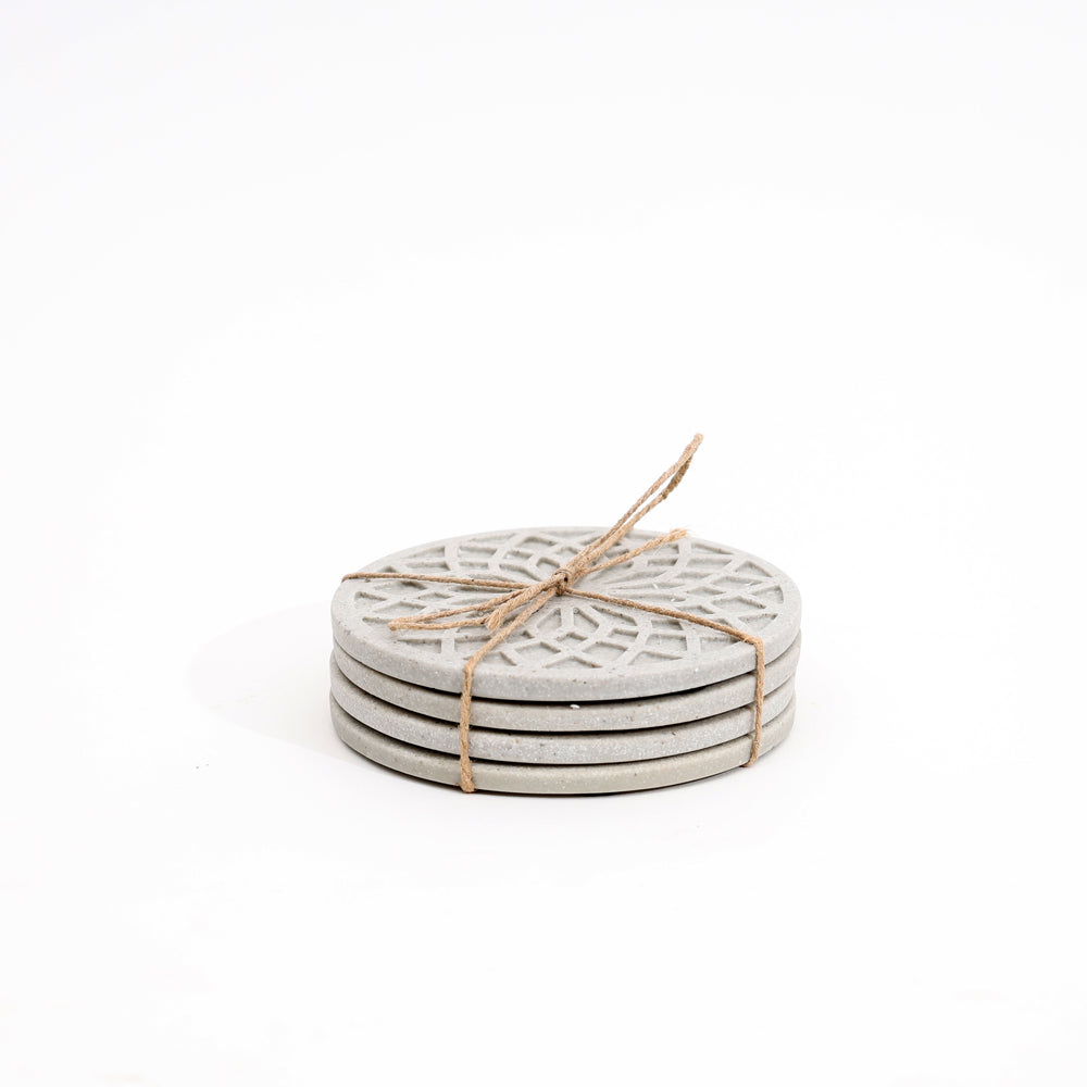 Trobe Round Coasters, Set of 4 - Speckled Cream