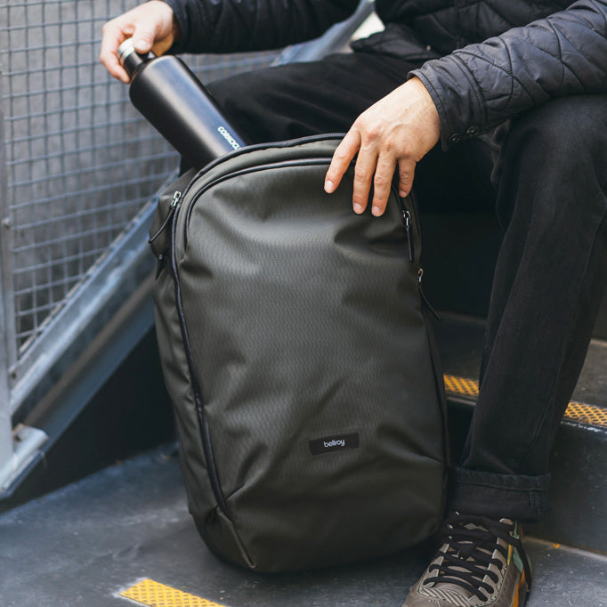 Transit Workpack Pro 28L - Black