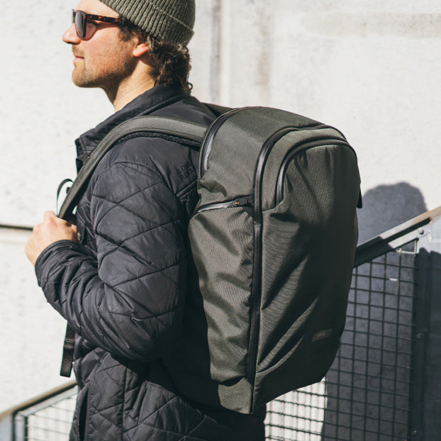 Transit Workpack Pro 28L - Black