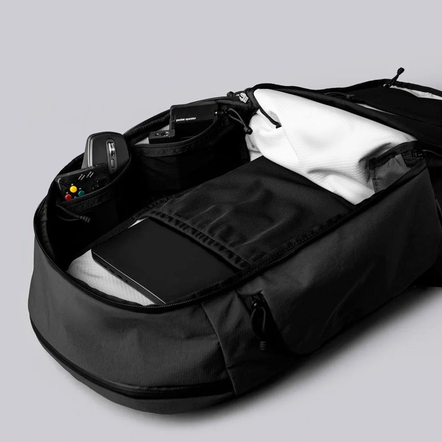 Traverse Backpack 30L - Axoflux Black