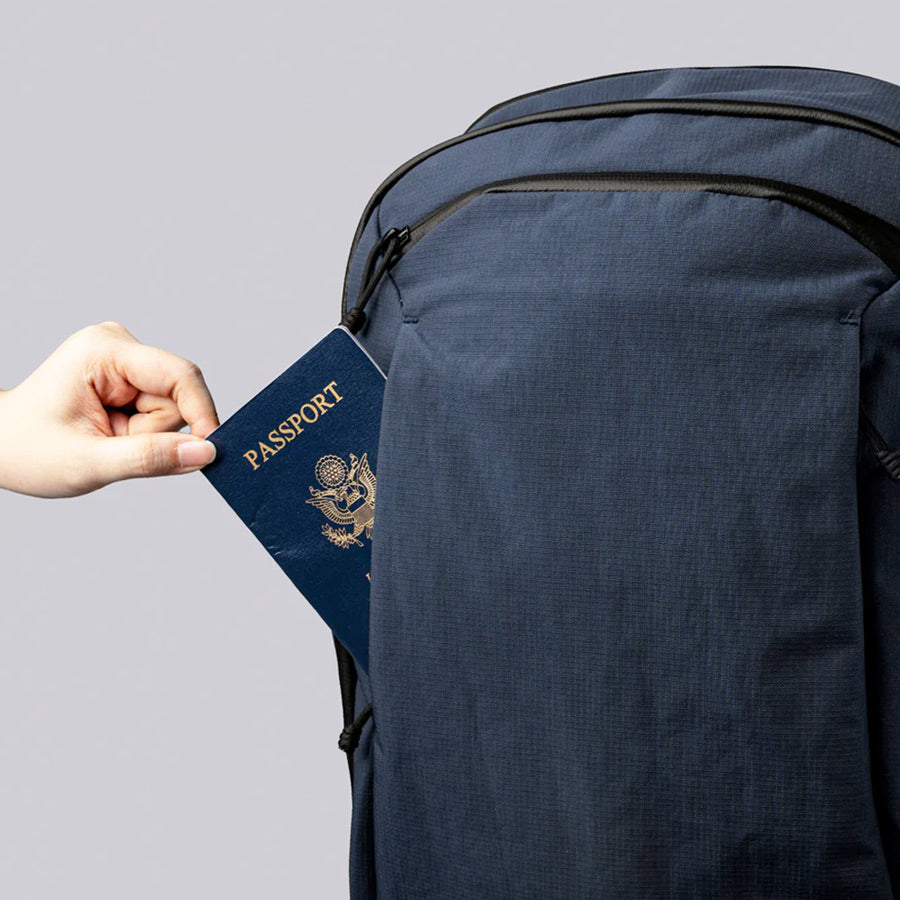 Traverse Backpack 30L - Axoflux Moonlight Blue