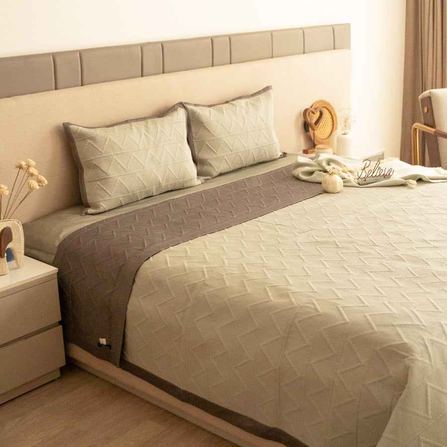 Trigon Cotton Reversible Bedspread - Dark Grey & Sage Green