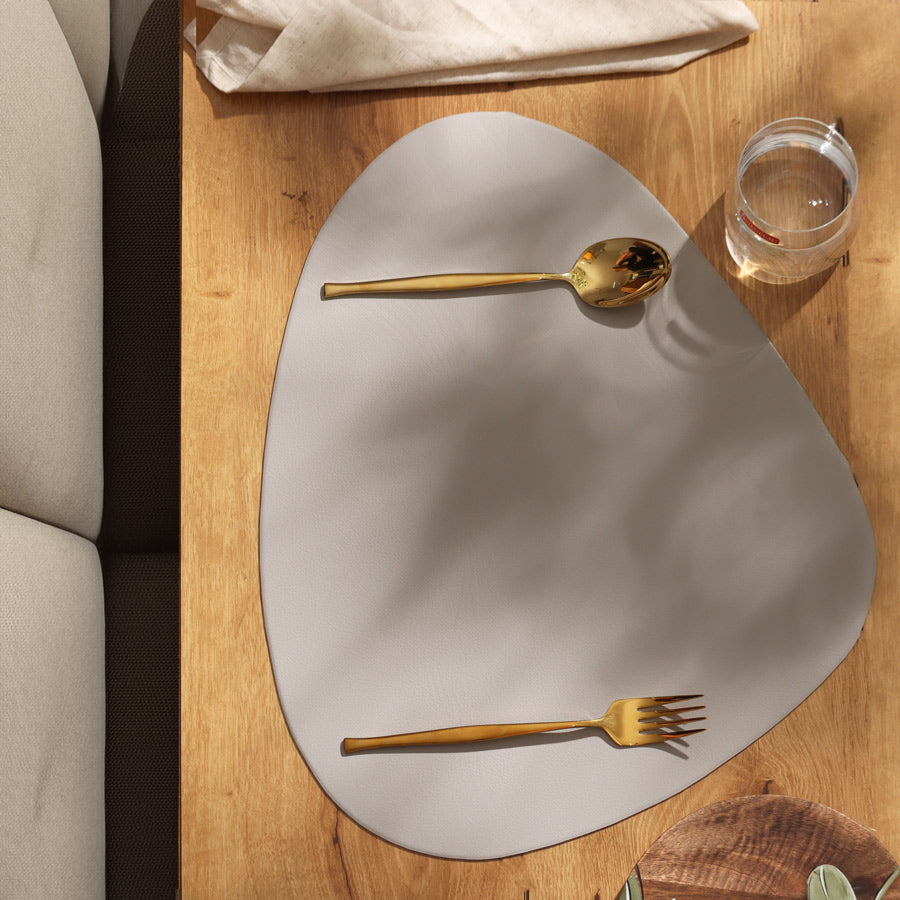 Trigonal Placemats, Set of 2 - Grey