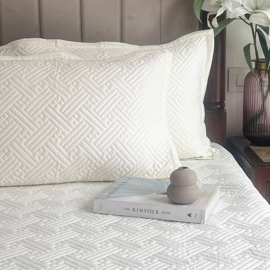 Triumph Cotton Reversible Bedspread - Ivory