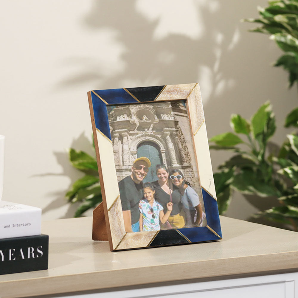 Blue Stripe Resin Photo Frame