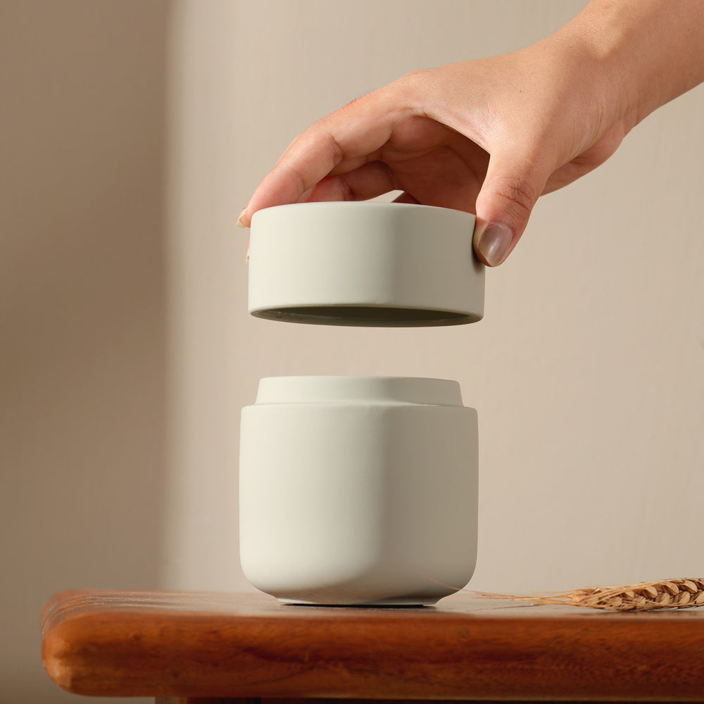 Ume Jar with Lid - Eucalyptus