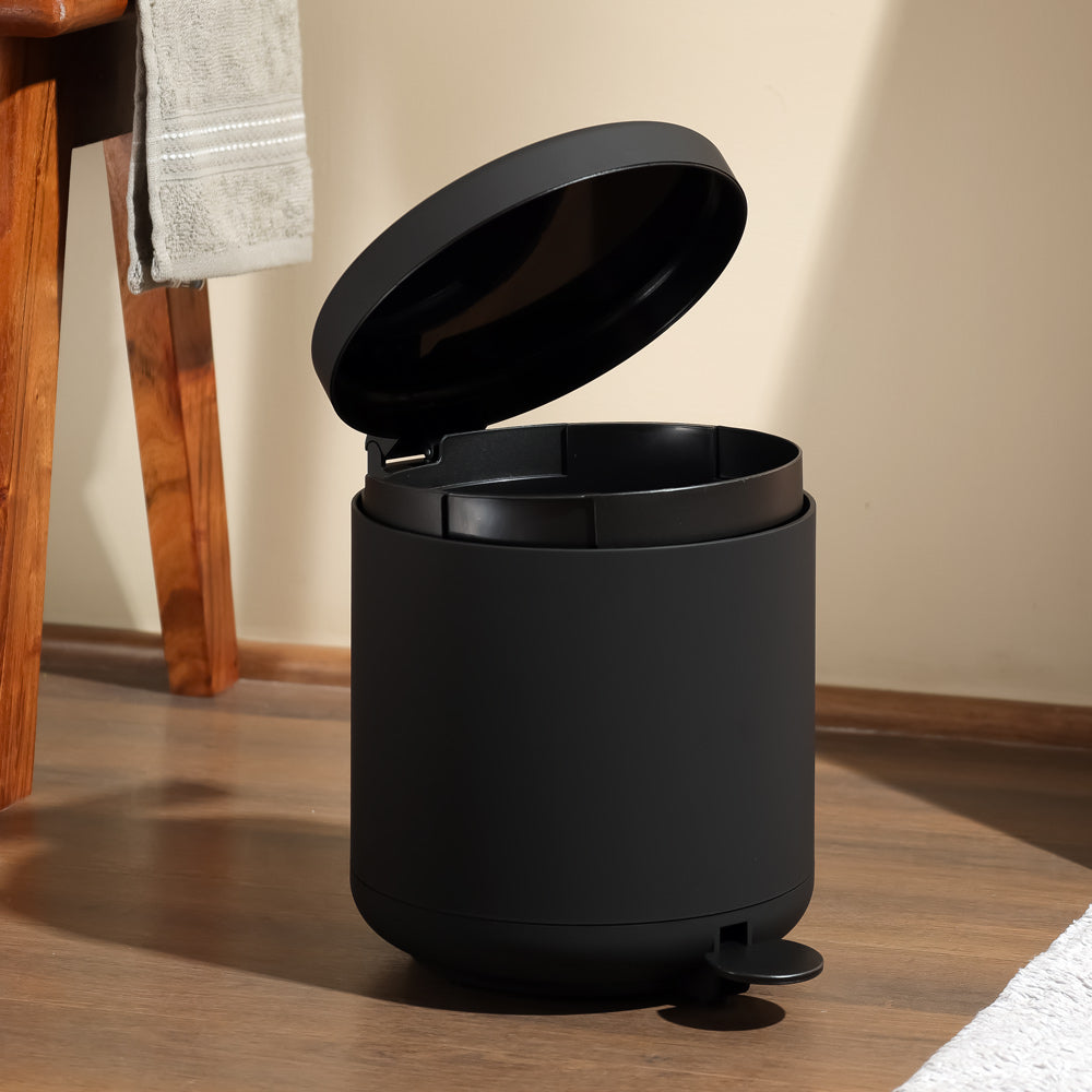 Ume Pedal Bin 4L - Black