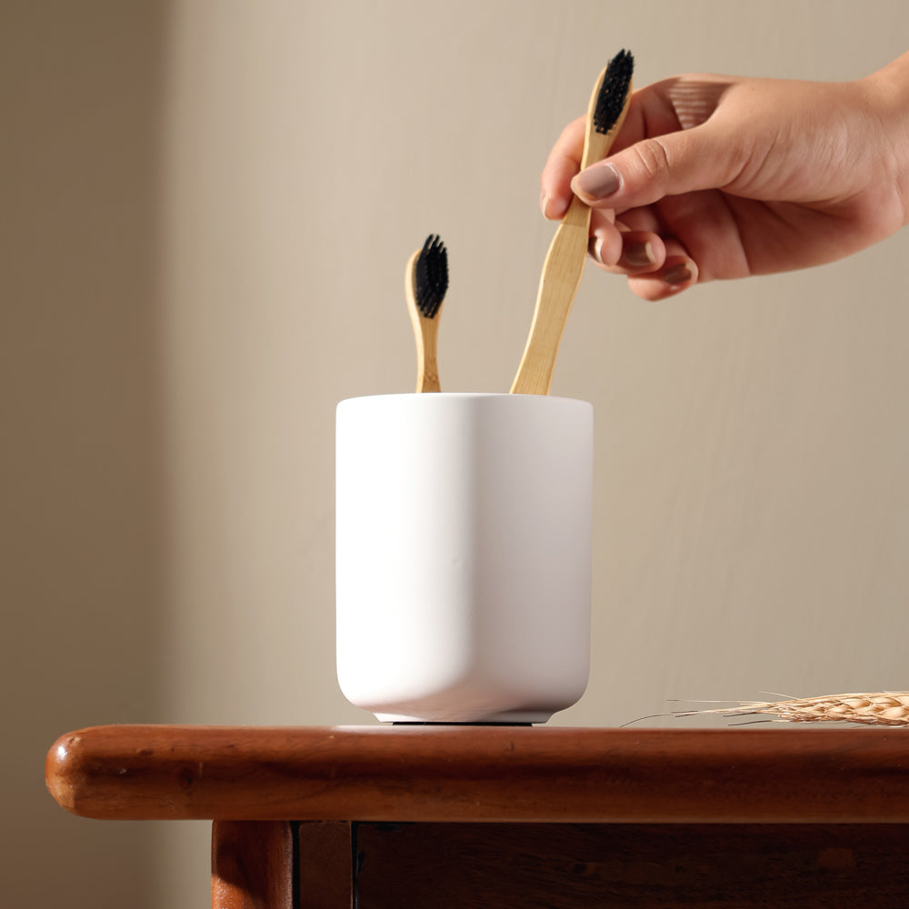 Ume Toothbrush Tumbler - White
