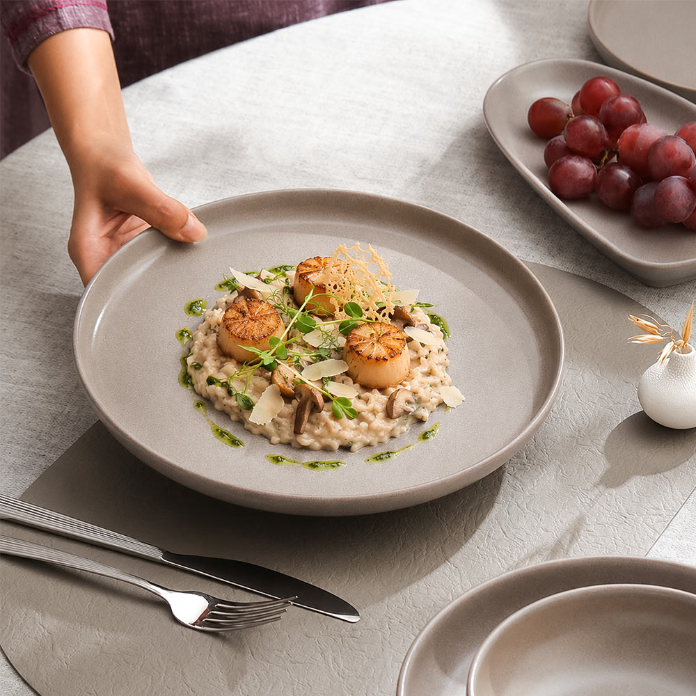 Urban Dinner Plate - Grey