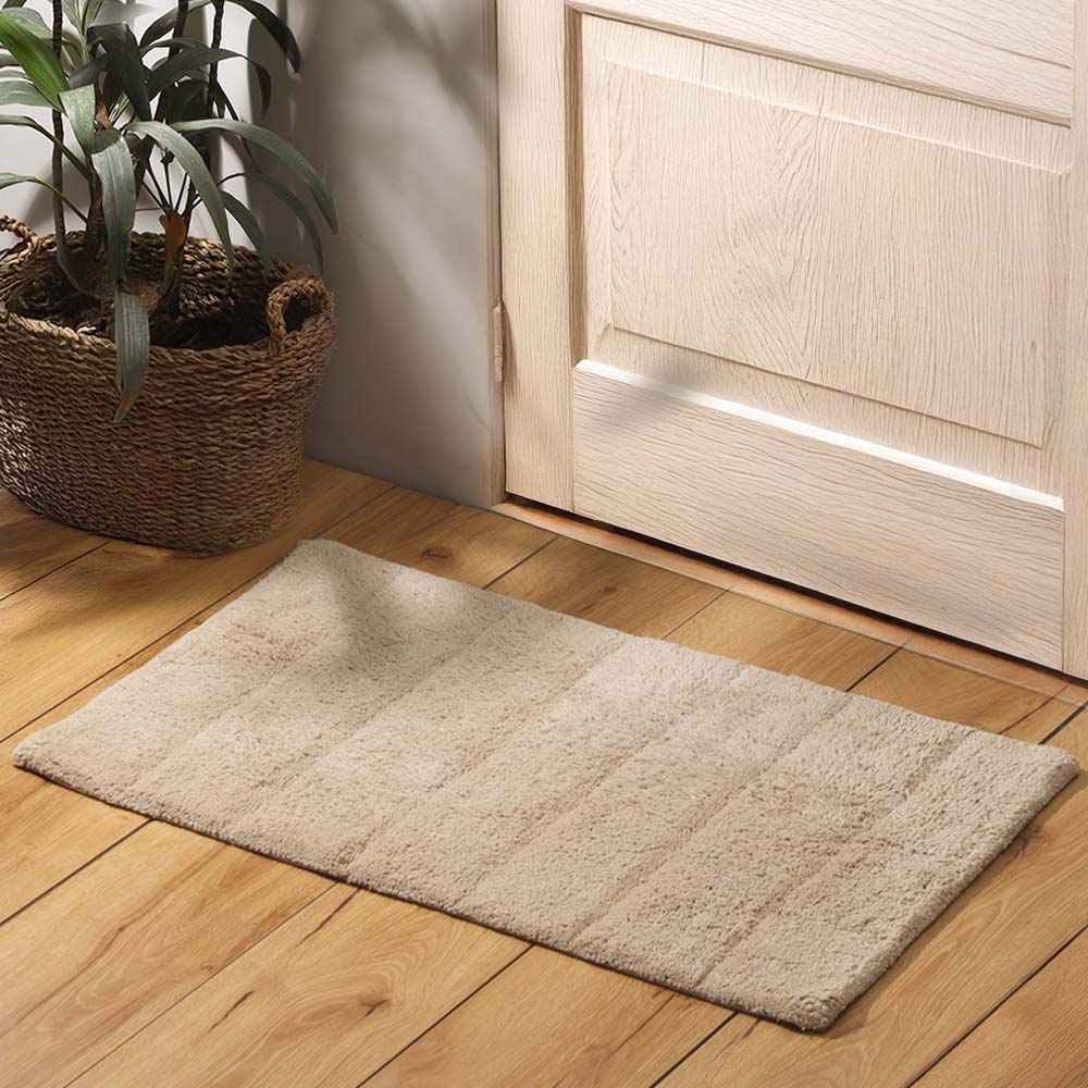 Vena Chalk Striped Tufted Bathmat - Beige