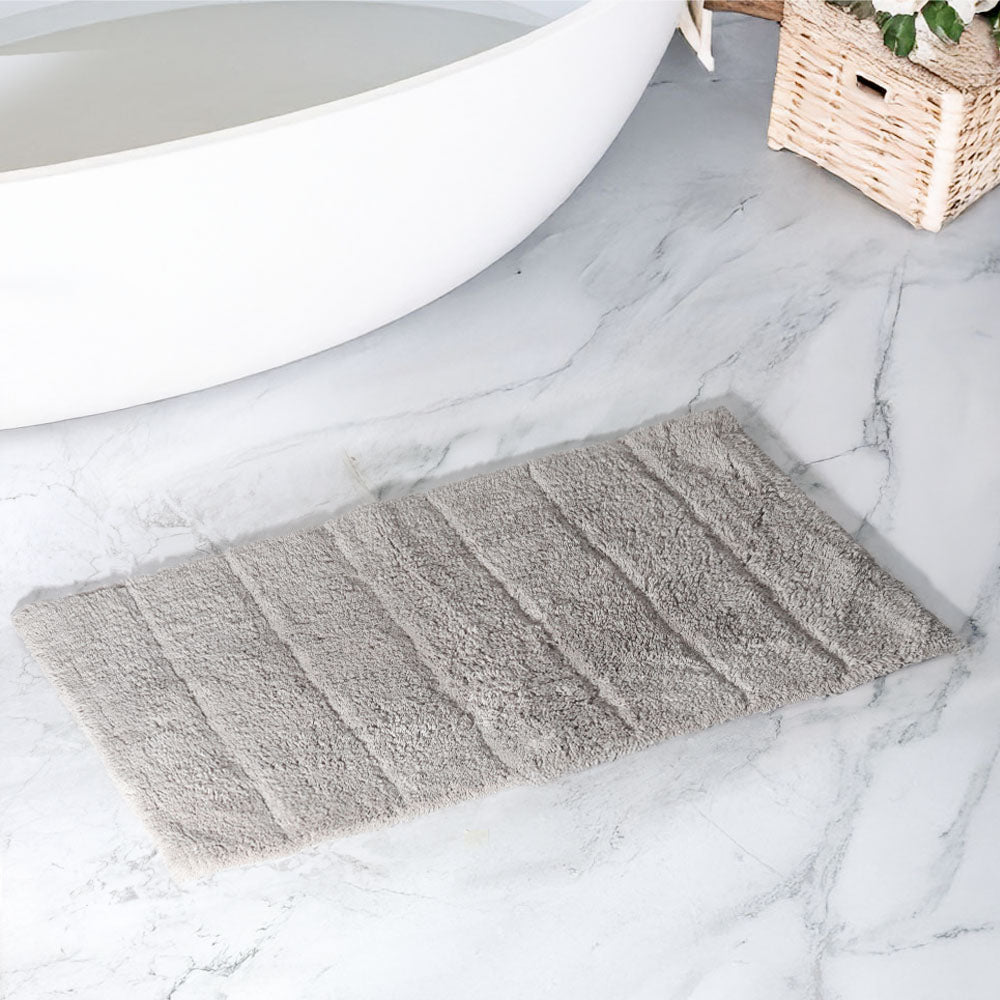 Vena Chalk Striped Tufted Bathmat - Light Grey
