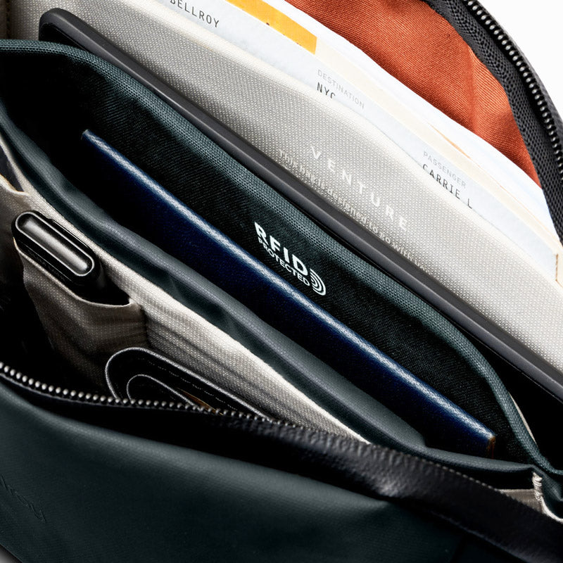 Venture Travel Crossbody - Deep Ocean