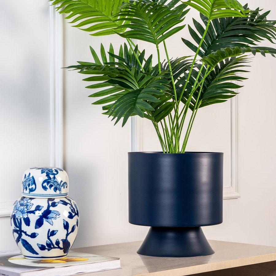 Vera Round Metal Planter Medium - Ink Blue